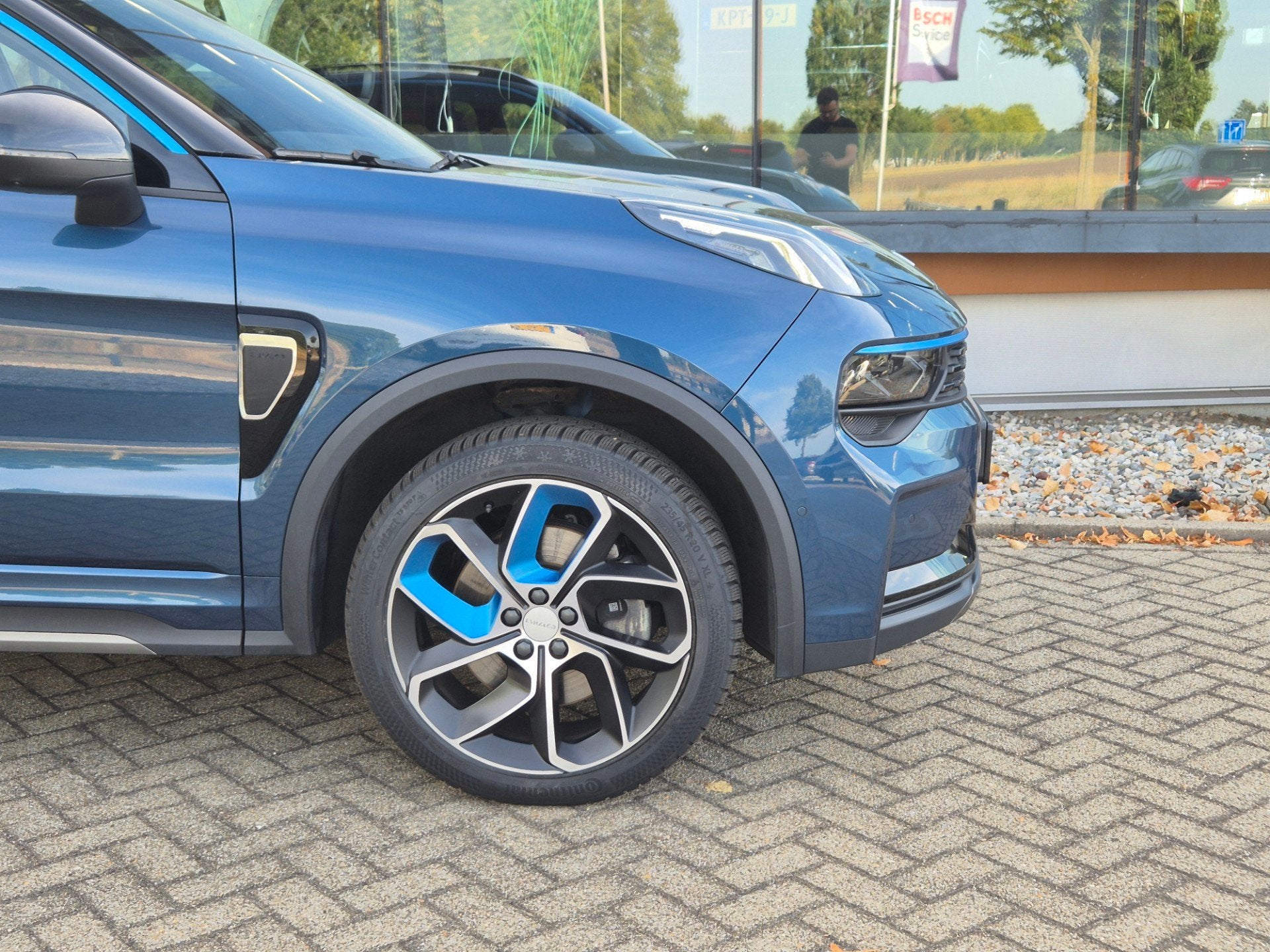 Lynk & Co 01 1.5 / zwartehemel / panorama dak, Euro 6, Blauw, Plug-in hybride, Bedrijf