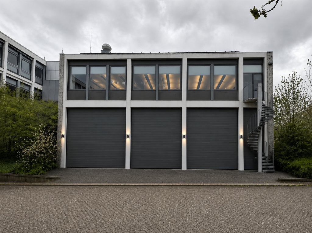 Meppel: opslag bedrijfsruimte - extra kantoren beschikbaar, 85 m², Huur, Bedrijfsruimte