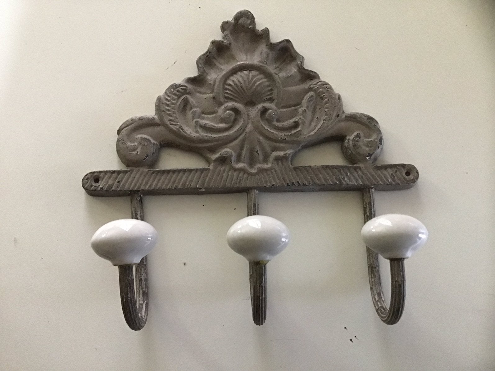 2 x gietijzeren wand/ kapstok samen € 15.00, Overige materialen, Nieuw, Minder dan 100 cm, Ophalen