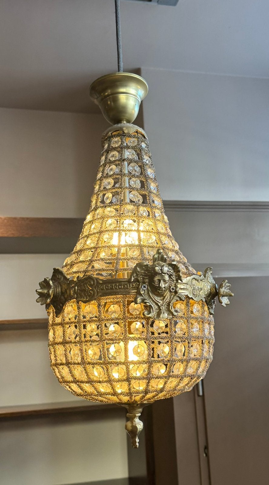 Empire-stijl zakkroonluchter met glazen kralen, Huis en Inrichting, Lampen | Kroonluchters, Ophalen, Gebruikt, Metaal, Empire