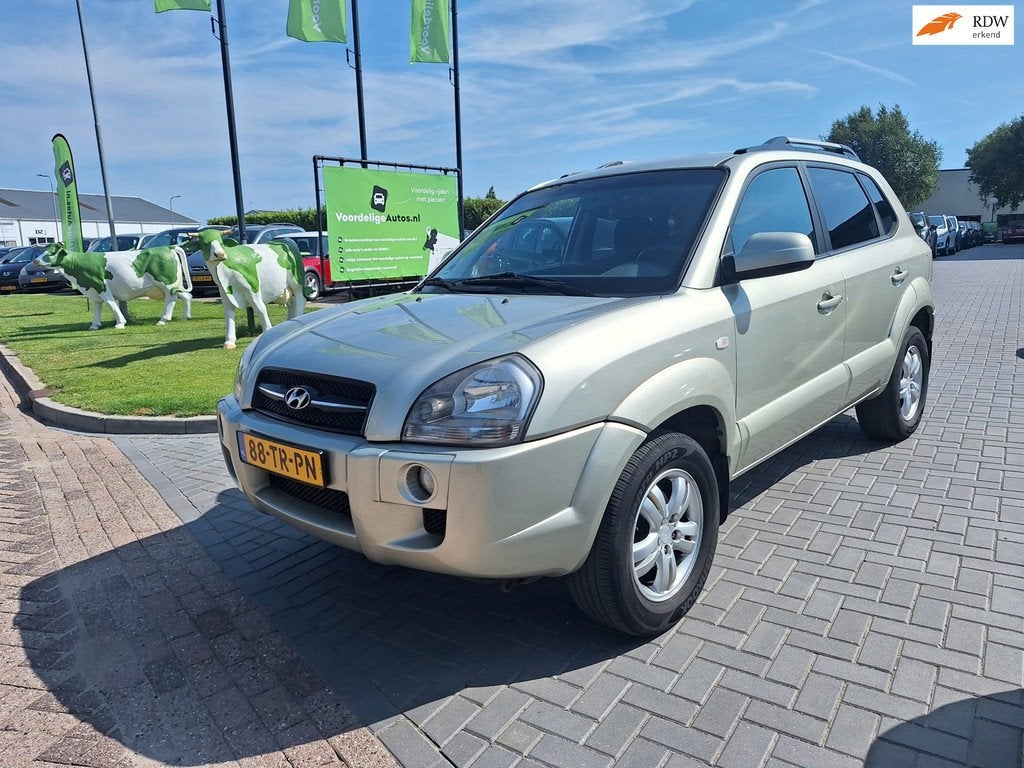 Hyundai Tucson 2.0i Dynamic Sense / 130.535 km / APK januari, Auto's, Hyundai, Gebruikt, 4 cilinders, Origineel Nederlands, Handgeschakeld