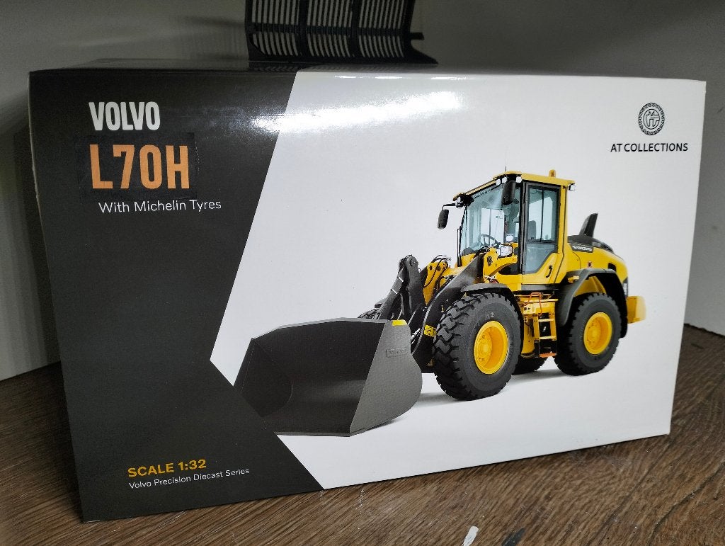 Te koop AT Collections Volvo L70H + puinriek Verbouwd., Ophalen of Verzenden, Nieuw, Tractor of Landbouw, Overige merken