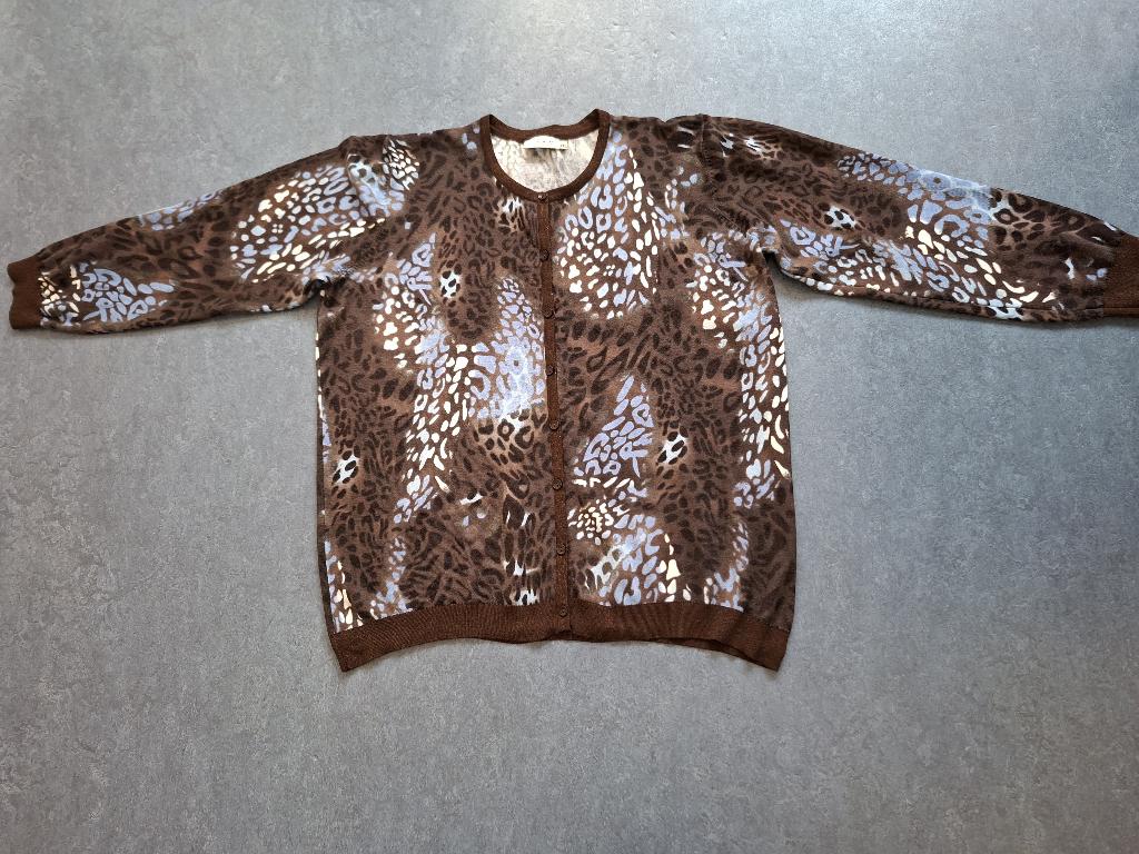 Damesvest XXL (mt. 46), bruin/lichtblauw/wit dessin - zgan, Ophalen of Verzenden, Zo goed als nieuw, Maat 46/48 (XL) of groter