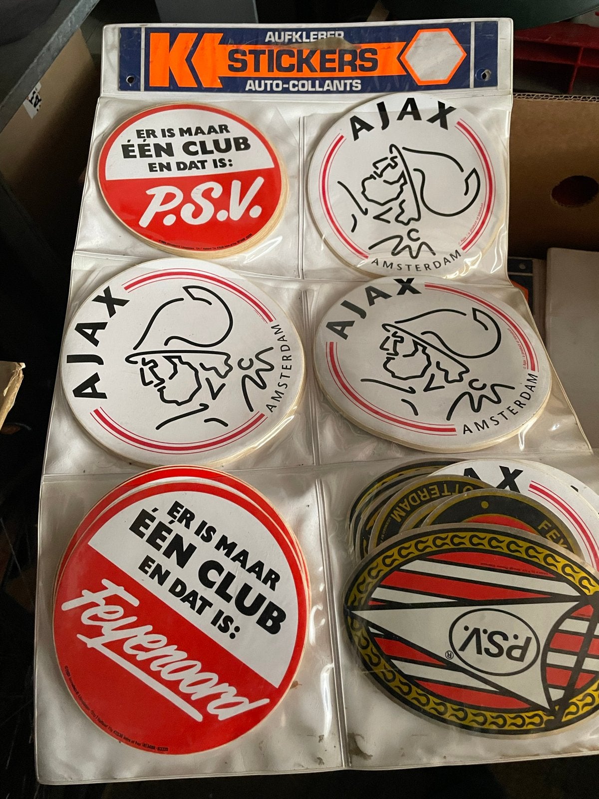 Vintage Voetbal Stickers: Ajax, PSV, Feyenoord (Nieuw), Ophalen of Verzenden, Nieuw, Sport