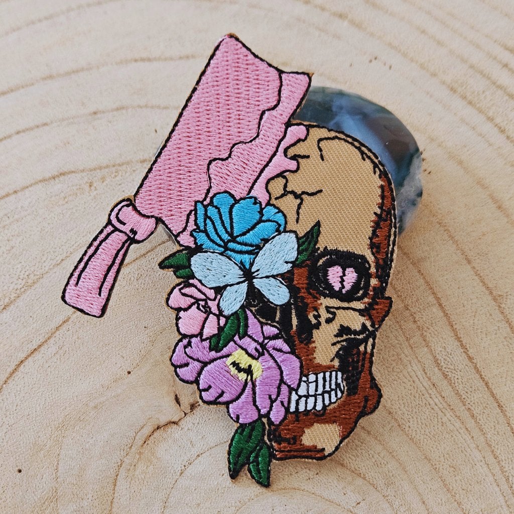 Strijk embleem applicatie Patch Schedel met bloemen