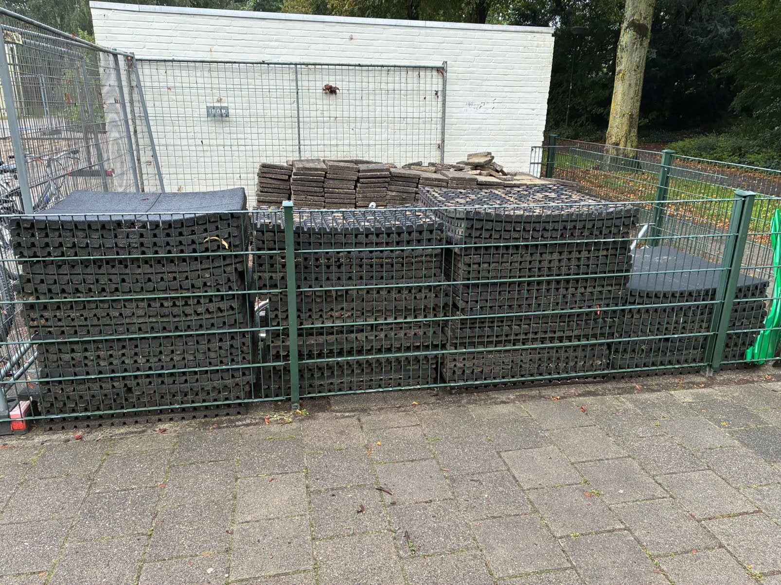 Foto 3 van Rubberen tegels / rubberen matten