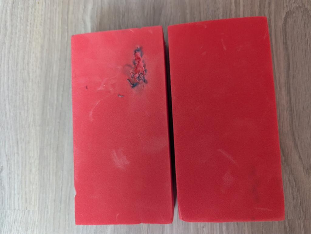 Rode schuimblokken voor leren zwemmen, Gebruikt, Ophalen of Verzenden, Overige materialen, Knutselmateriaal