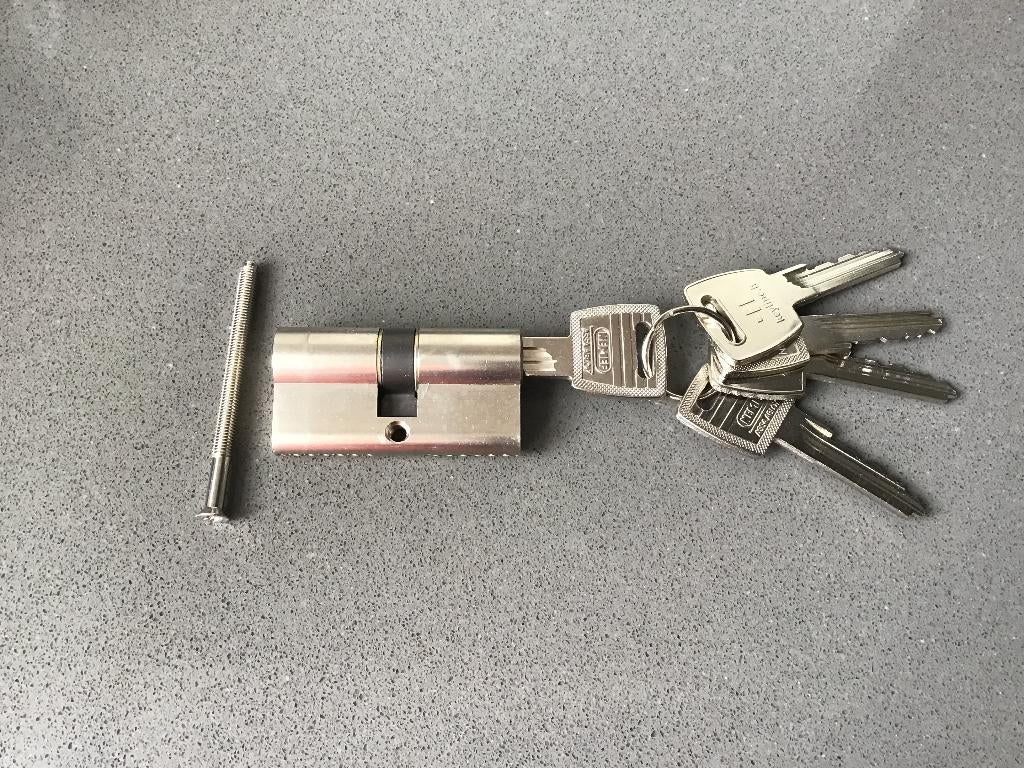 NEMEF veiligheidscilinder NF2 30/30 mm met 5 sleutels, Ophalen of Verzenden, Zo goed als nieuw, Overige materialen, Slot