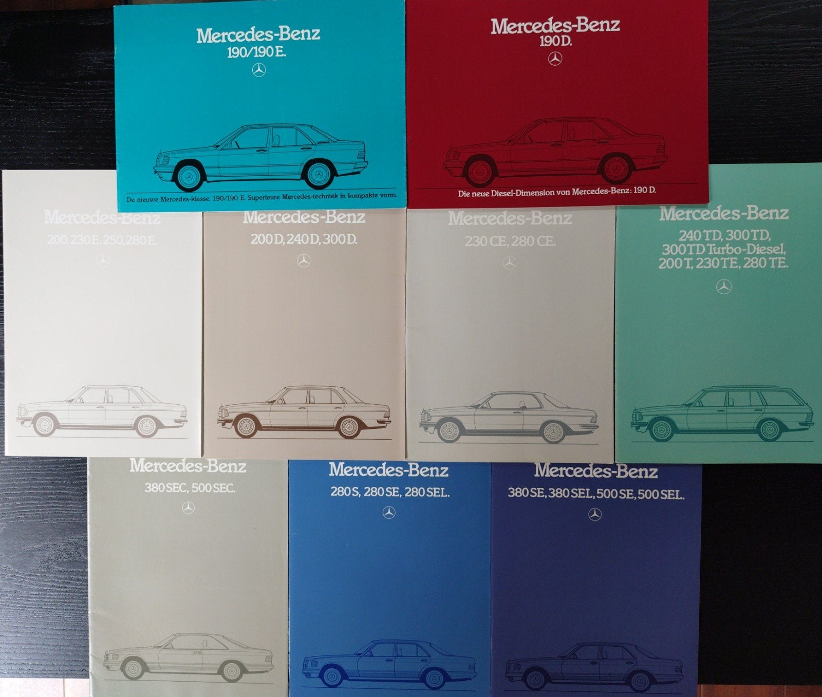 9 stuks Mercedes-Benz divers Brochures, Ophalen of Verzenden, Gelezen, Mercedes, Mercedes-Benz