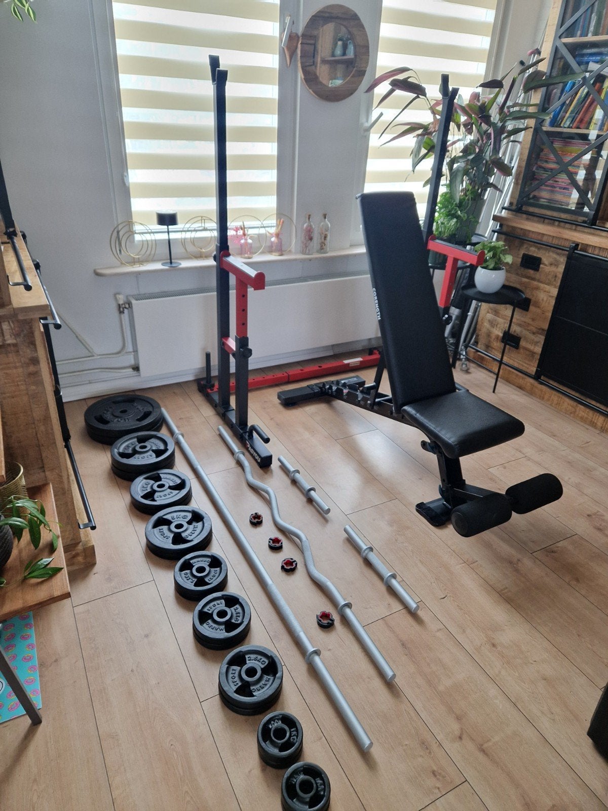 squatrek bankje halterstangen en 100kg gewichten, Ophalen, Zo goed als nieuw, Fitnessbank