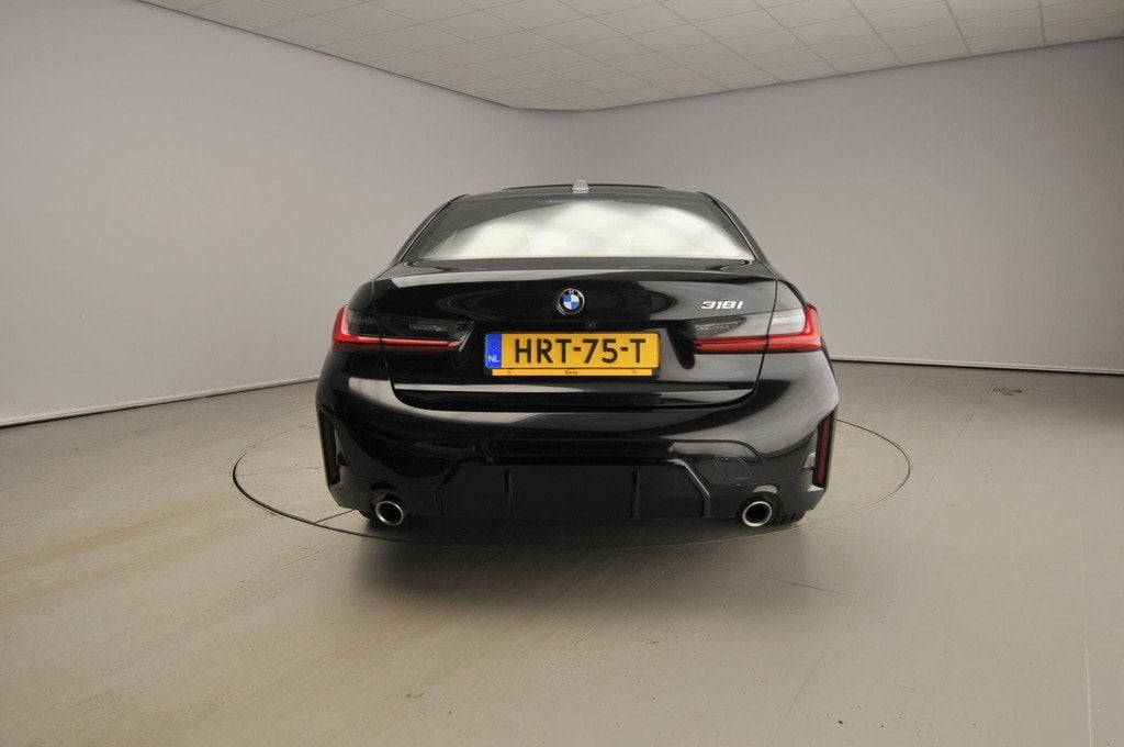BMW 3 Serie Sedan 318i | M-Sportpakket | LED | Navigatie | S, Automaat, 1998 cc, Gebruikt, Met garantie (alle)