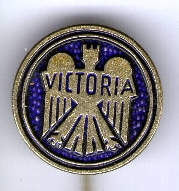Victoria motorfietsen zilverkleurig speldje ( G_143), Verzamelen, Speldjes, Pins en Buttons, Verzenden, Zo goed als nieuw, Transport
