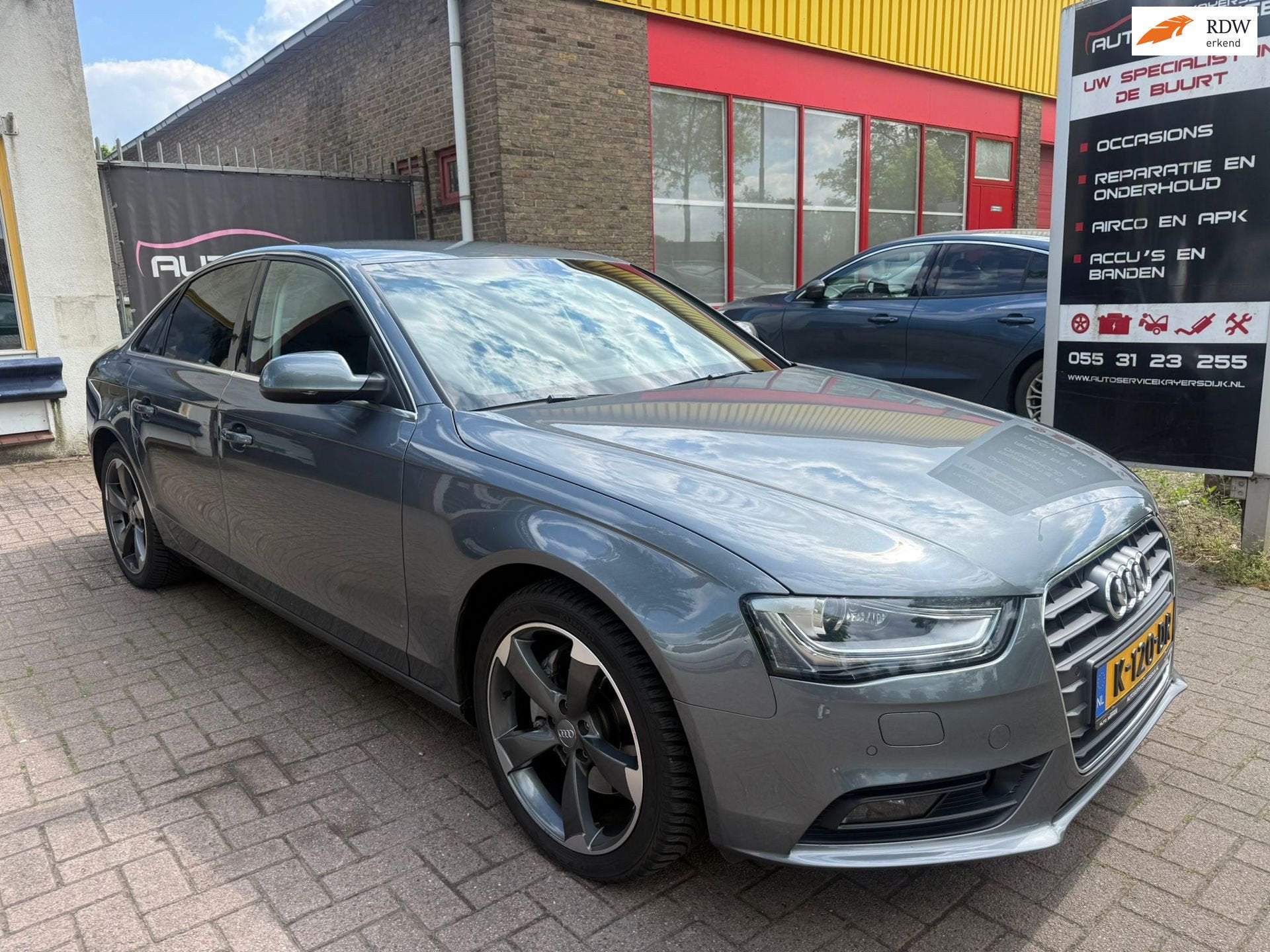 Audi A4 Limousine 2.0 TFSI Pro Line Xenon|Cruise C.|Stoel Ve, Euro 5, Gebruikt, Zwart, 4 cilinders