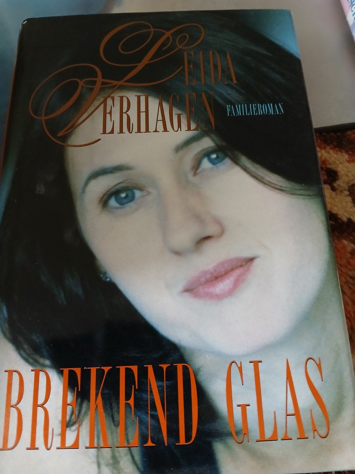 L. Verhagen - Brekend glas, Boeken, Streekboeken en Streekromans, Noord-Brabant, L. Verhagen, Ophalen, Gelezen