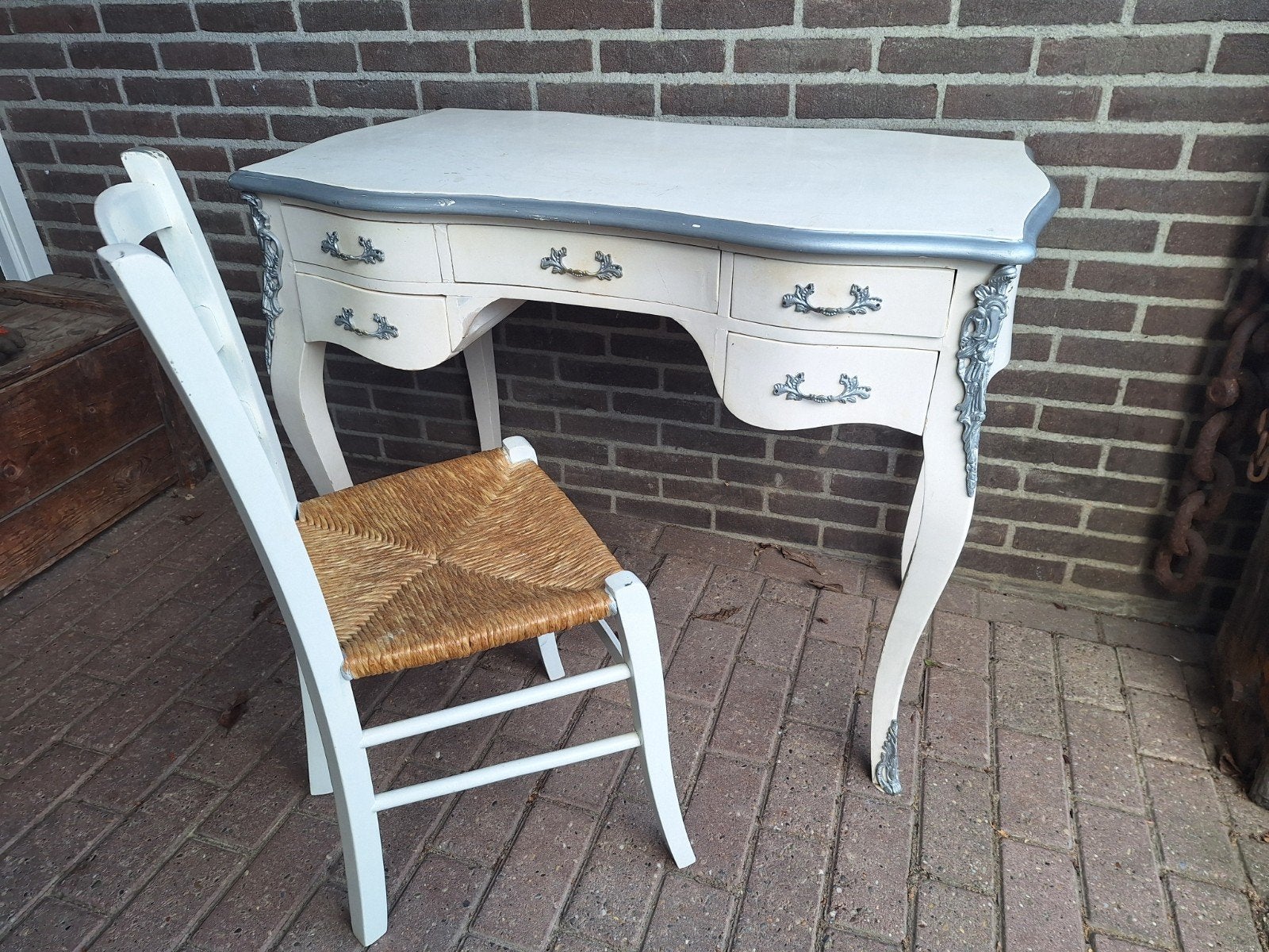 Vintage kaptafel met stoel - Crème en zilver 97x55x80 cm, Antiek en Kunst, Ophalen
