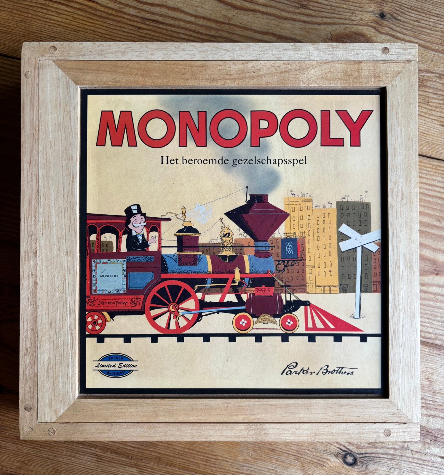 Monopoly luxe editie in houten doos limited edition, Hobby en Vrije tijd, Gezelschapsspellen | Bordspellen, Vijf spelers of meer