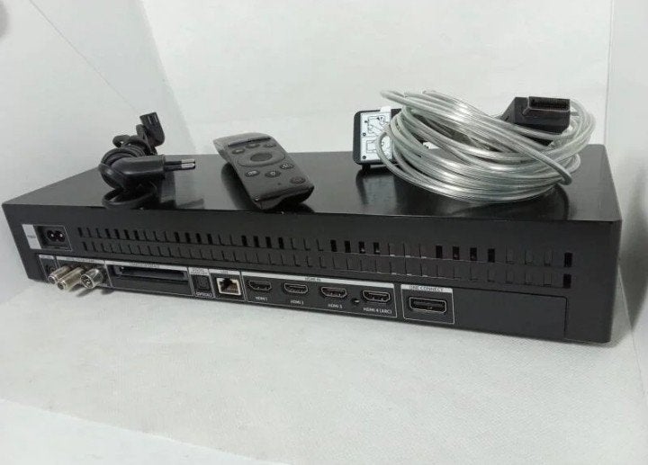 One connect box Samsung QE55Q7/Q8 SOC1001N BN91-19870C, Audio, Tv en Foto, Televisie-accessoires, Zo goed als nieuw, Verzenden
