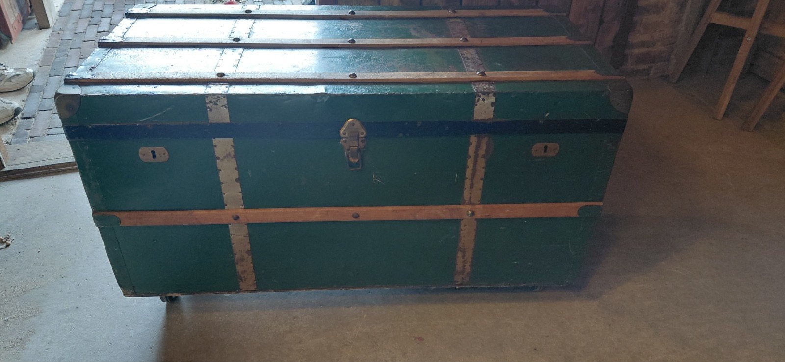 Oude groene verhuiskist op wielen, Ophalen, Gebruikt, Overige houtsoorten