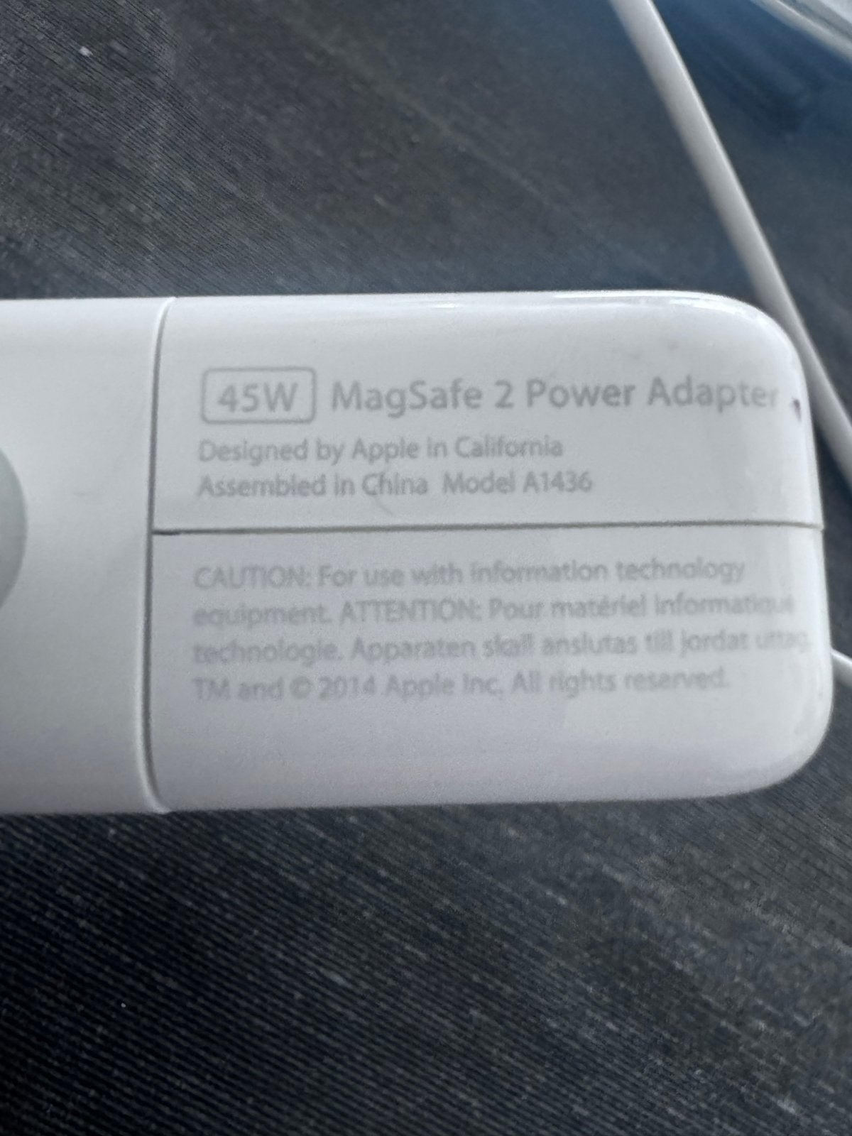 Apple MagSafe 2 45W Oplader A1436, Computers en Software, Laptop-opladers, Ophalen of Verzenden, Gebruikt