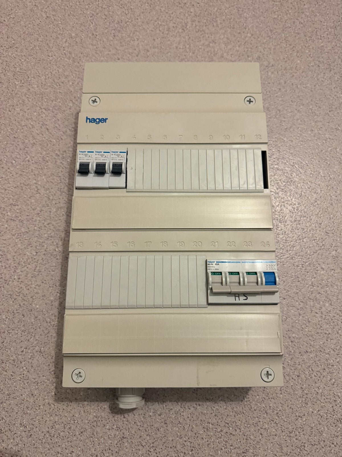 Hager Groepenkast met Installatieautomaten, Ophalen of Verzenden, Gebruikt, Hager, Groepenkast