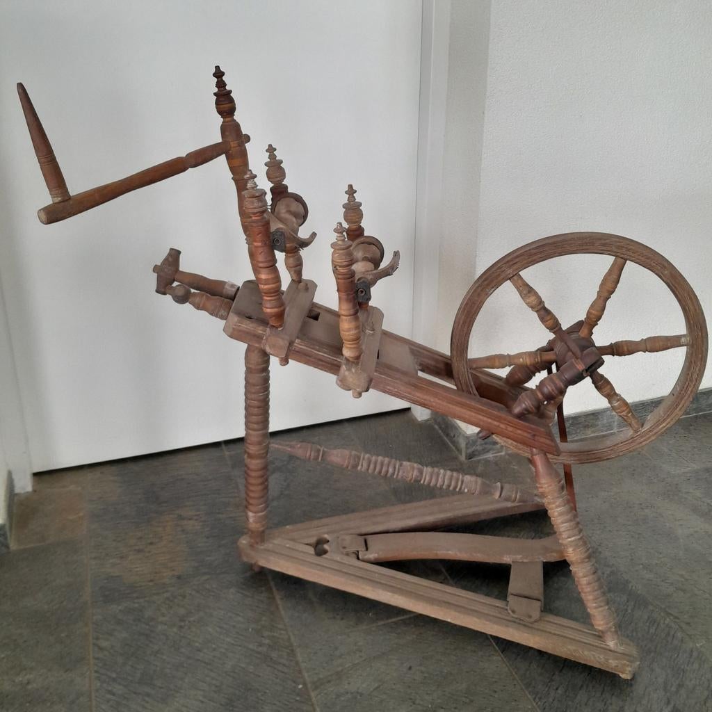 Vintage spinnewiel, Hobby en Vrije tijd, Spinnewielen en Spinnen, Ophalen, Gebruikt, Spinnewiel