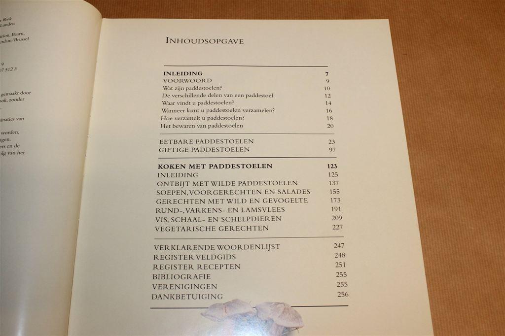 Paddestoelen — 99 Originele Recepten & Soorten A-Z, Boeken, Natuur, Ophalen of Verzenden, Zo goed als nieuw, Bloemen, Planten en Bomen