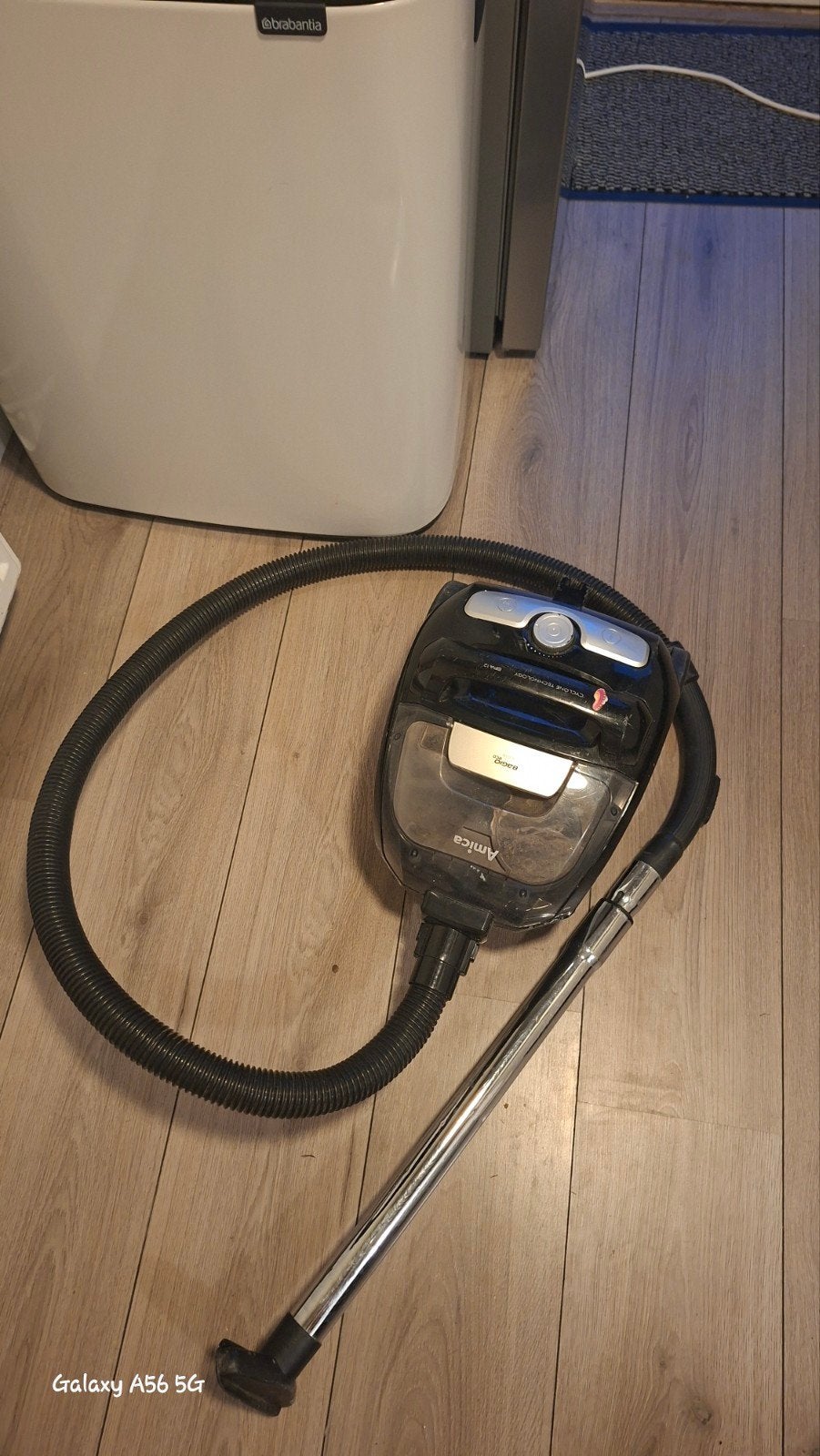 Amica stofzuiger zonder zak, Witgoed en Apparatuur, Ophalen, Overige merken, Gebruikt, Sledestofzuiger