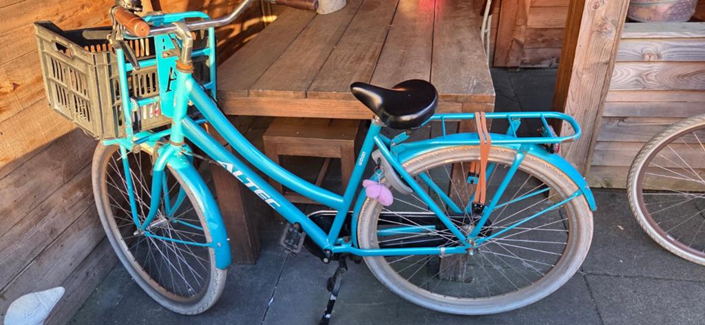28 inch fiets, Fietsen en Brommers, Fietsen | Meisjes, Ophalen of Verzenden, Gebruikt, 26 inch of meer