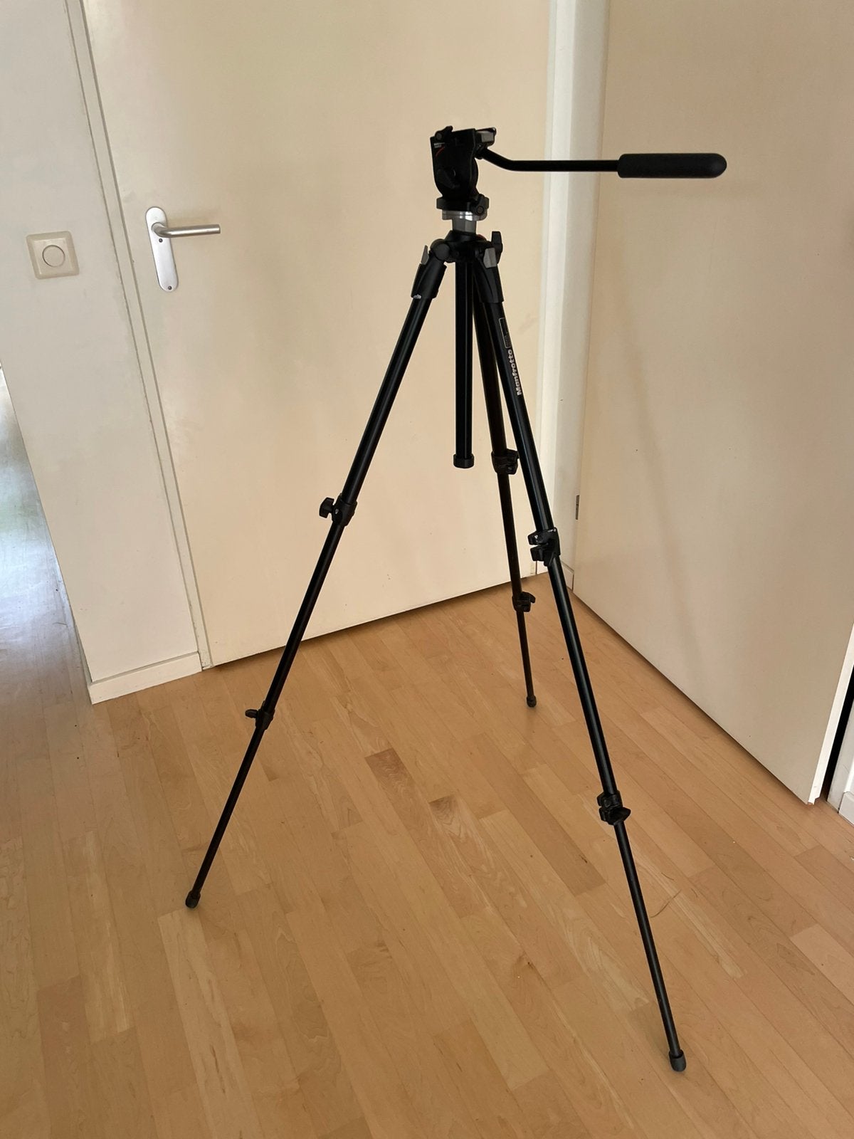 Manfrotto 190xdb statief, Audio, Tv en Foto, Fotografie | Statieven en Balhoofden, Gebruikt, 150 tot 175 cm, Inklapbaar, Manfrotto