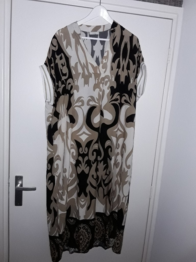 BEBou Beige/Zwart/Wit Tuniek/jurk Met Print Maat XL, Kleding | Dames, Zwart, Maat 46/48 (XL) of groter, Nieuw, Ophalen of Verzenden
