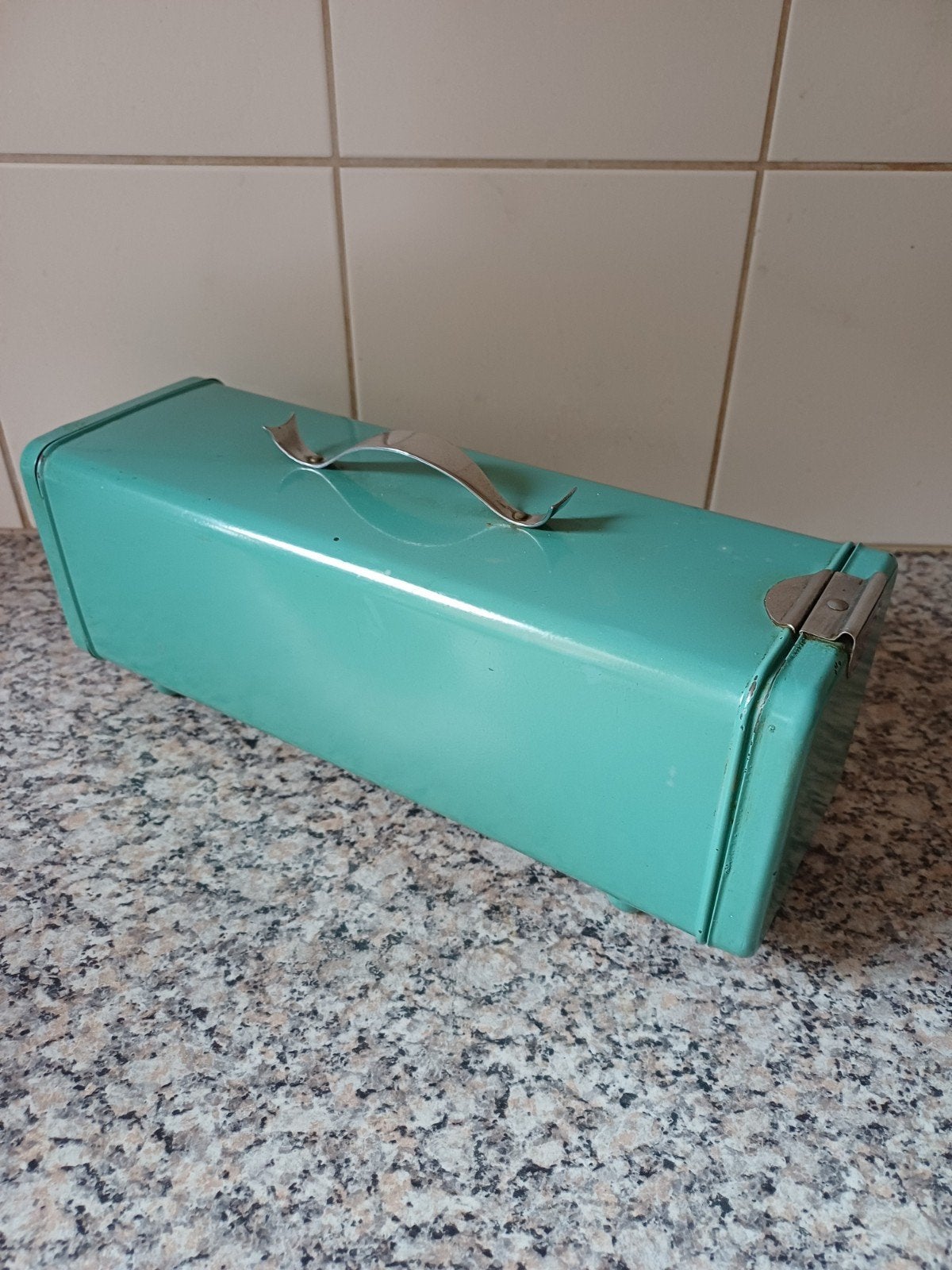Retro,Mintgroen, koekblik met plankje, Ophalen