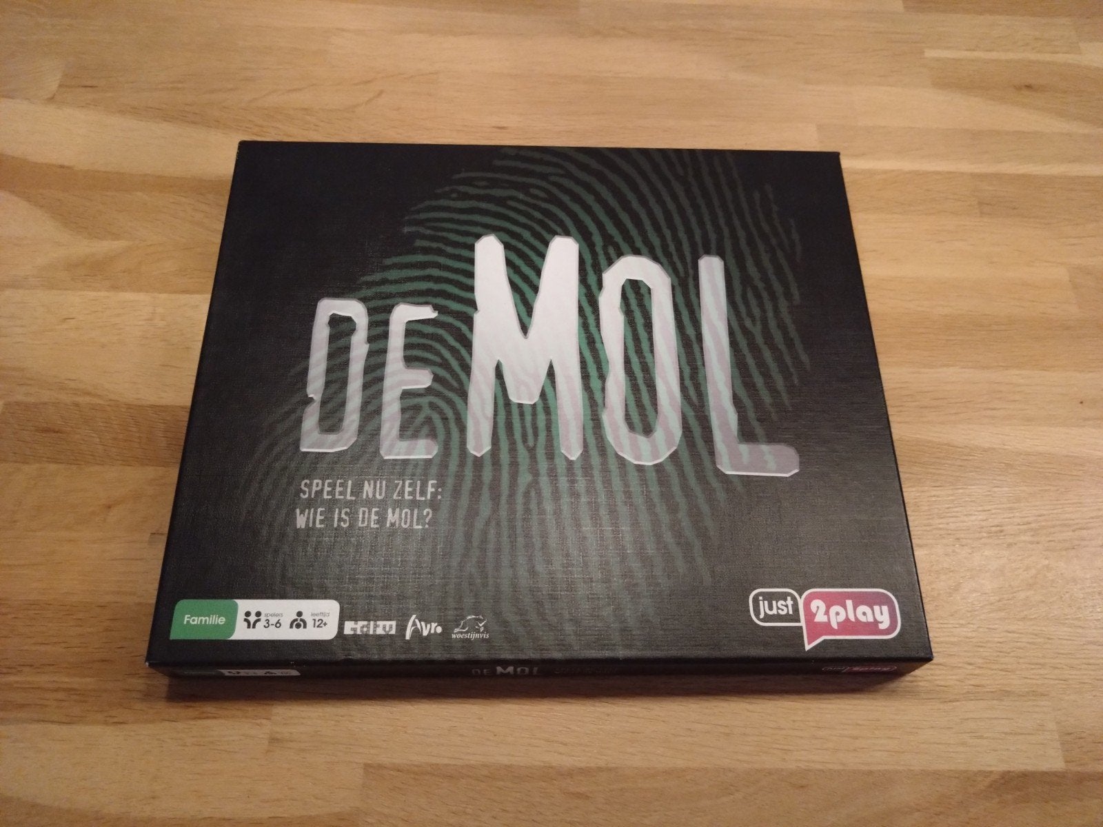 De Mol Bordspel - Speel nu zelf: Wie is de Mol?, Vijf spelers of meer, Ophalen of Verzenden, Zo goed als nieuw, Just 2 Play