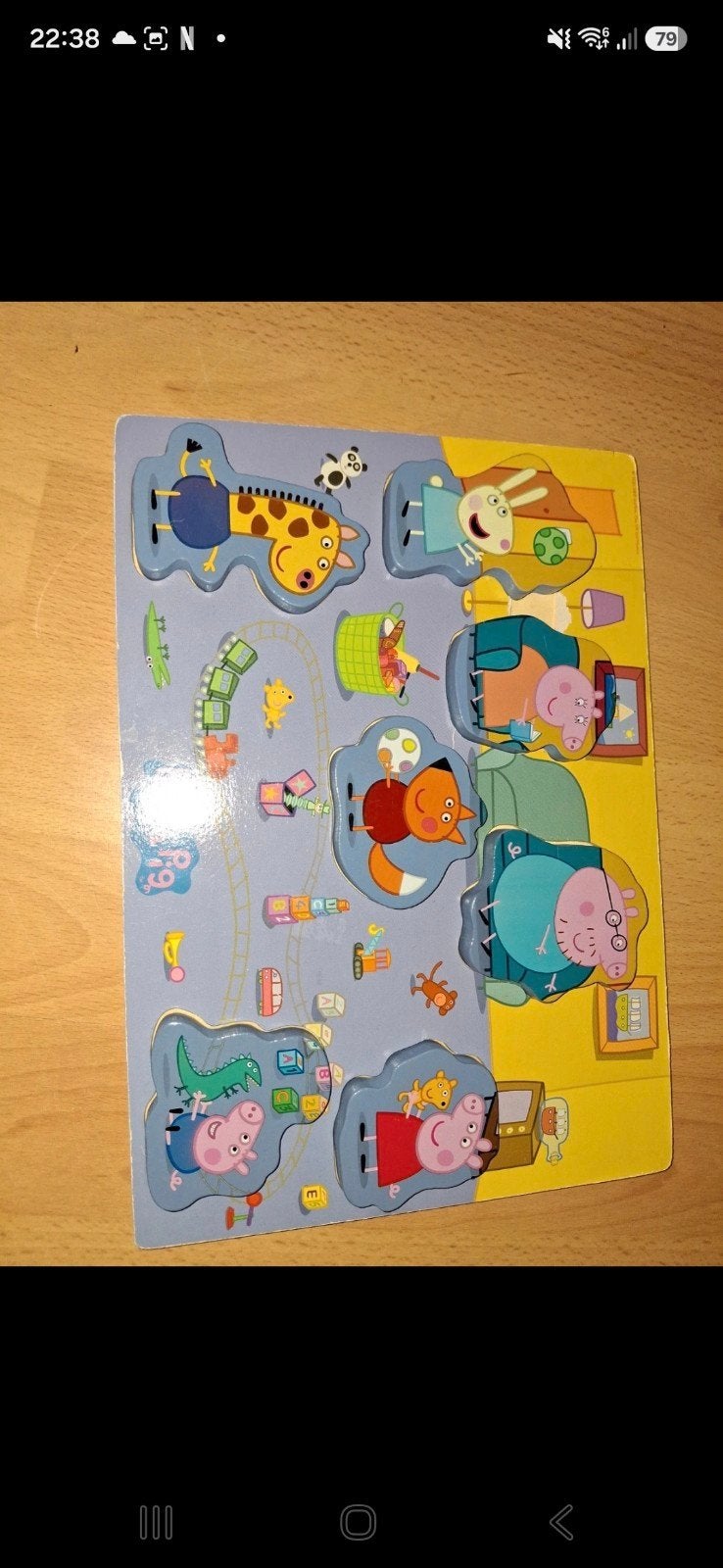 puzzel peppa pig, Gebruikt, 10 tot 50 stukjes, Ophalen of Verzenden, Van hout