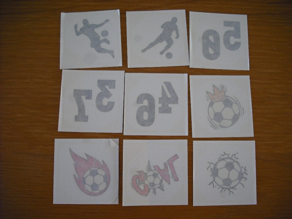 Tatoos van de voetbalplaatjes  Plus, Plus, Ophalen of Verzenden