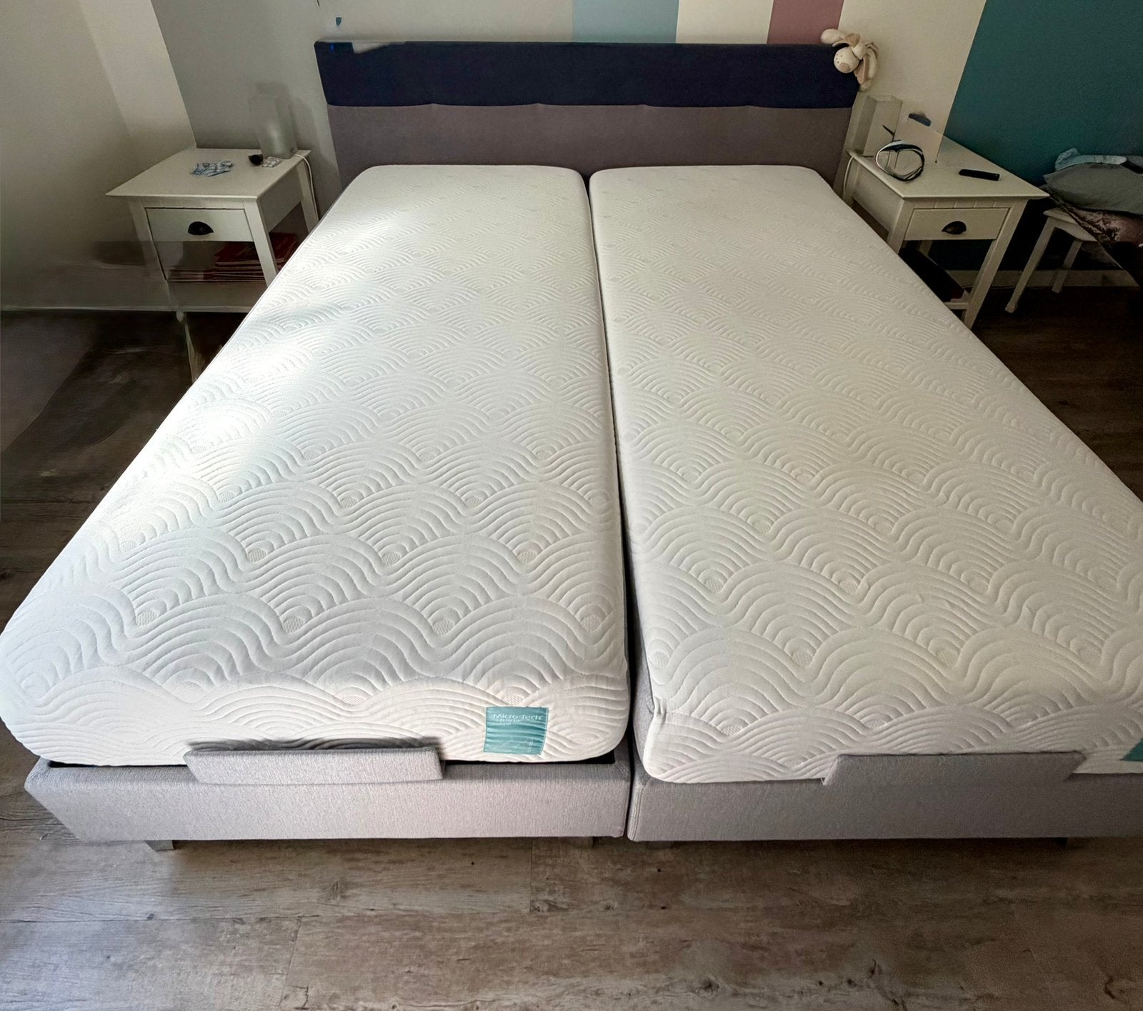 TEMPUR Micro Tech matras 200-90-24 cm  € 200,-, Ophalen, Eenpersoons, 90 cm