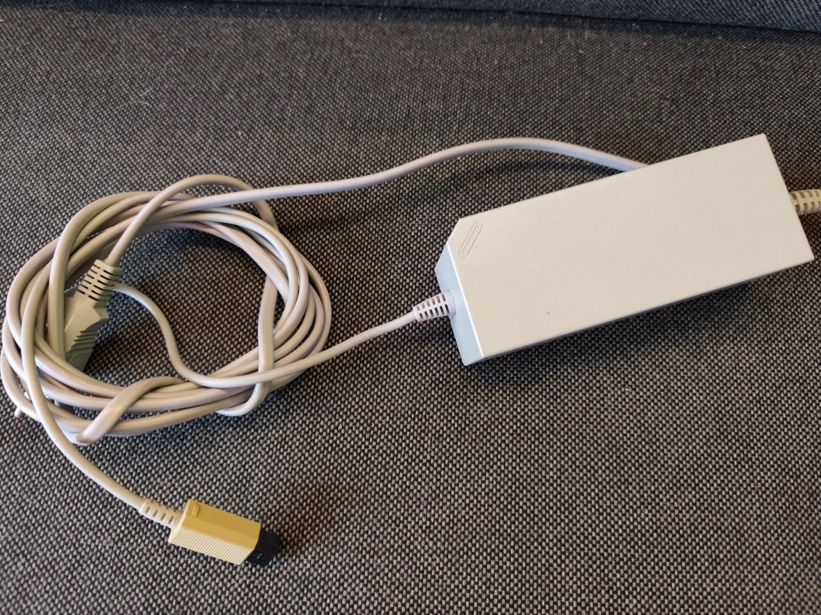 Originele Nintendo Wii Voeding / Adapter, Ophalen of Verzenden, Gebruikt, Zonder controller