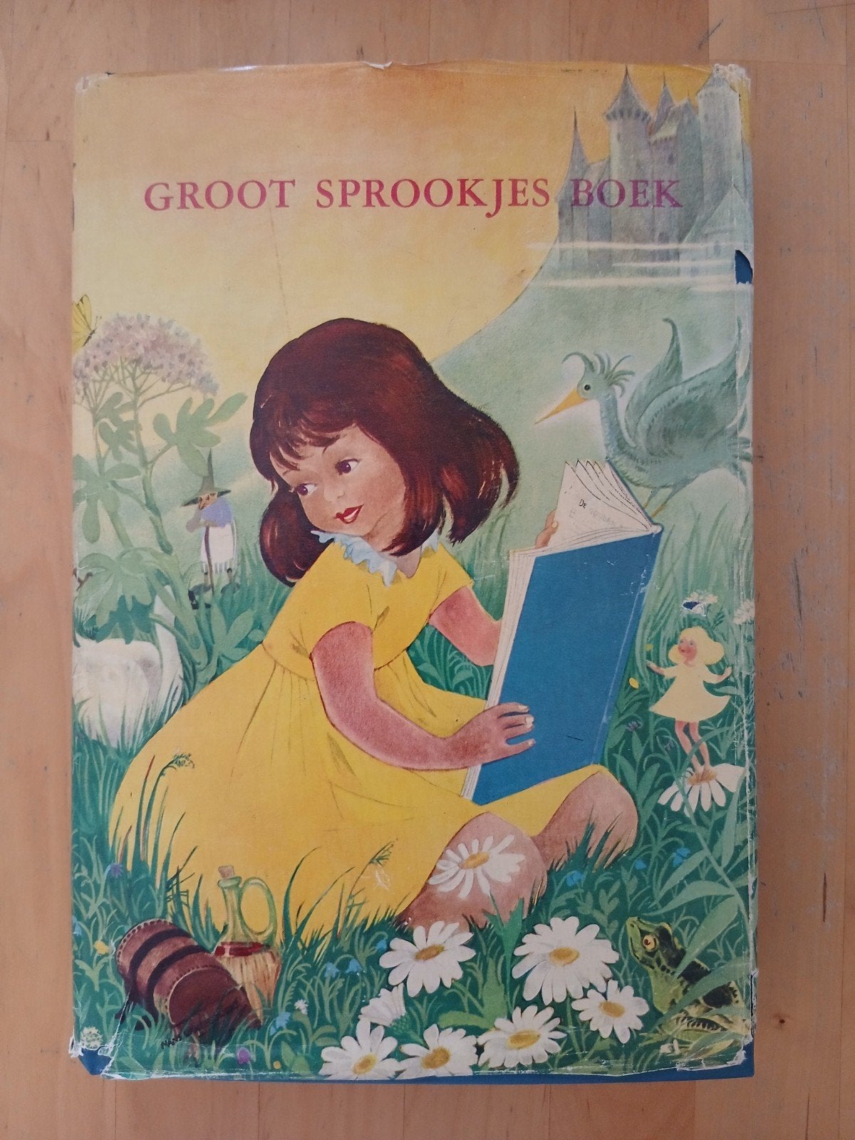 Groot Sprookjes Boek - Uitgave Margriet (met stofomslag), Ophalen of Verzenden, Gelezen, Antoon Coolen, Jan de Groot, Nienke van Hichtum