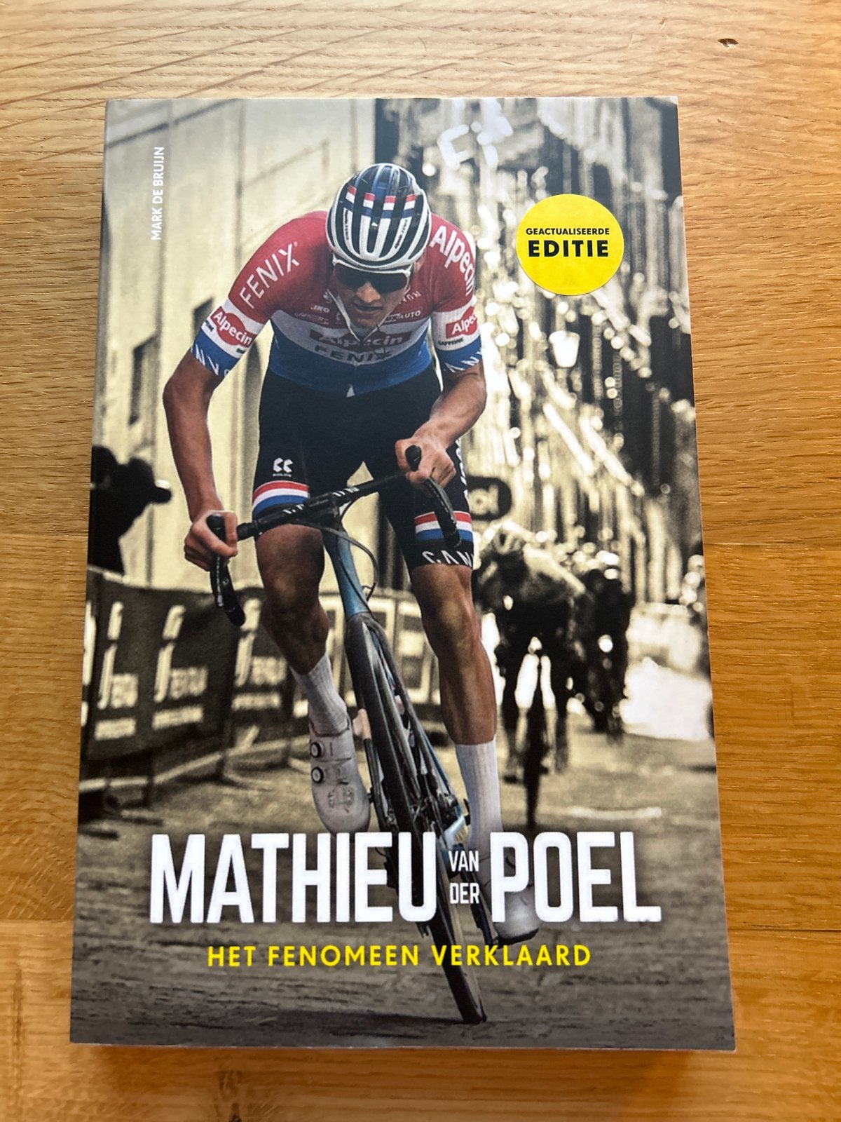 Mathieu van der Poel: Het fenomeen verklaard (geactualiseerd, Ophalen of Verzenden, Zo goed als nieuw, Lopen en Fietsen