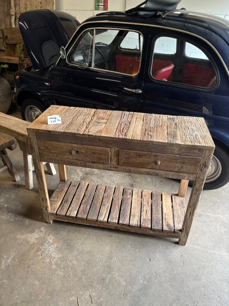 Mooie geleefde side table met laden en onderplank;, Antiek en Kunst, Curiosa en Brocante, Ophalen of Verzenden