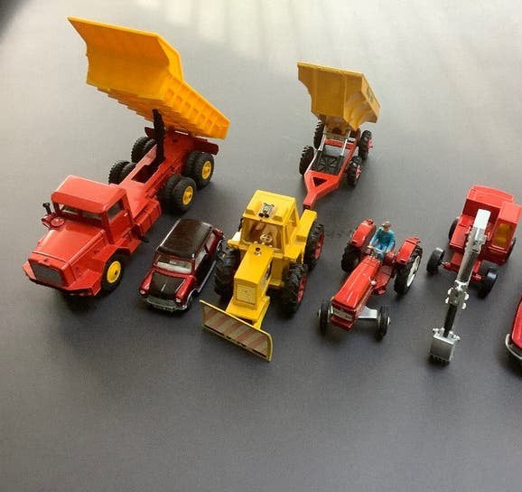 Kavel Vintage Speelgoedauto’s: Corgi, Dinky Toys & Matchbox, Ophalen of Verzenden, Gebruikt