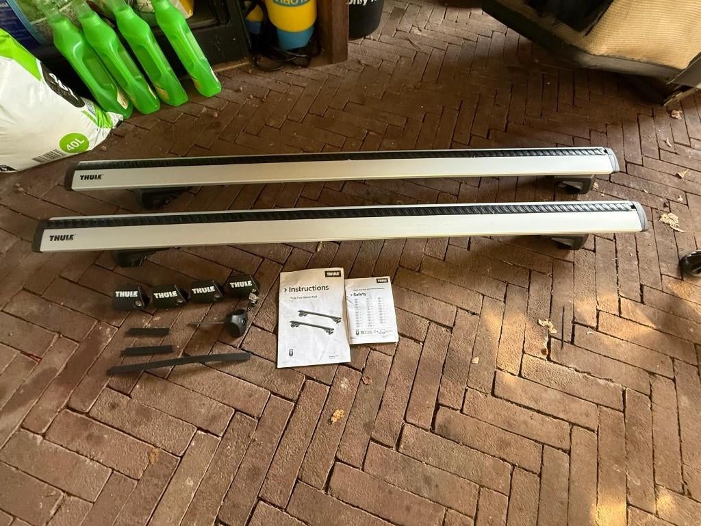 Thule Wingbar dakdragerset, inclusief voetenset, Auto diversen, Dakdragers, Ophalen, Zo goed als nieuw