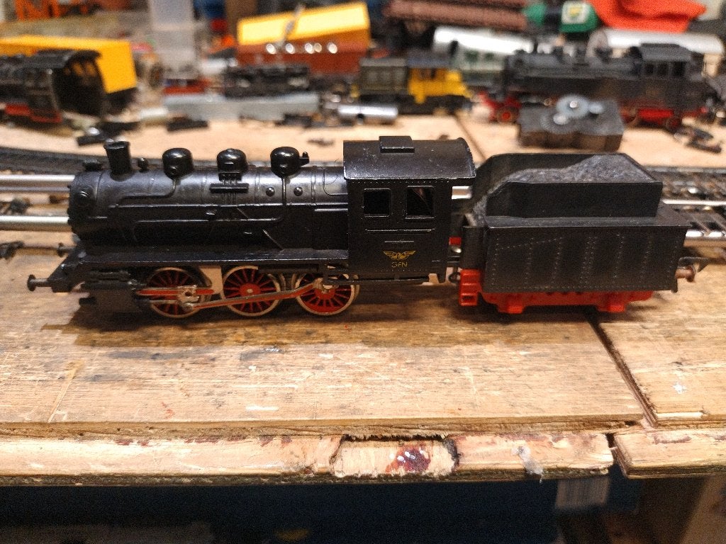 Fleischmann locomotief met tender, Gebruikt, Fleischmann, Ophalen of Verzenden, Analoog