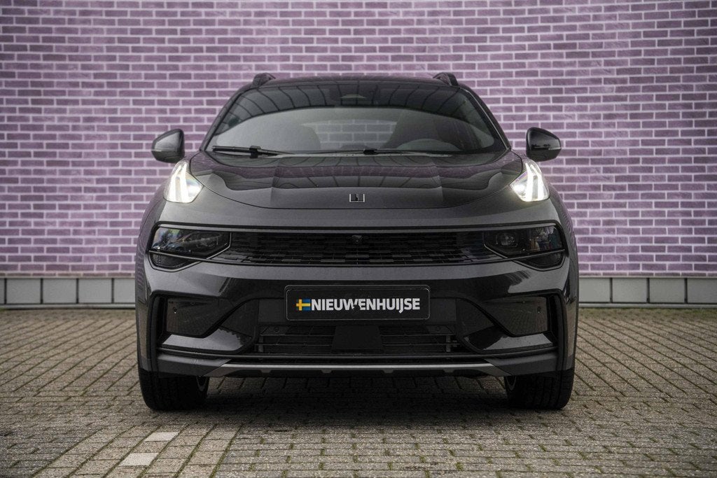 Lynk & Co 01 1.5 Plug-in Hybrid More | PHEV | Panoramadak |, Auto's, Lynk & Co, 12 maanden, 4 cilinders, Zwart, Bedrijf