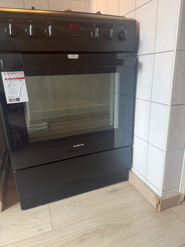 Fornuis, Witgoed en Apparatuur, Fornuizen, 60 cm of meer, Zo goed als nieuw, Gas, Vrijstaand
