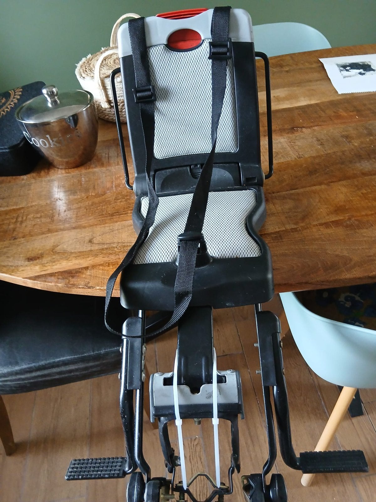 Bobike Junior zitje - gebruikt bij opa en oma, Ophalen, Achterzitje, 22 t/m 36 kg, Gebruikt