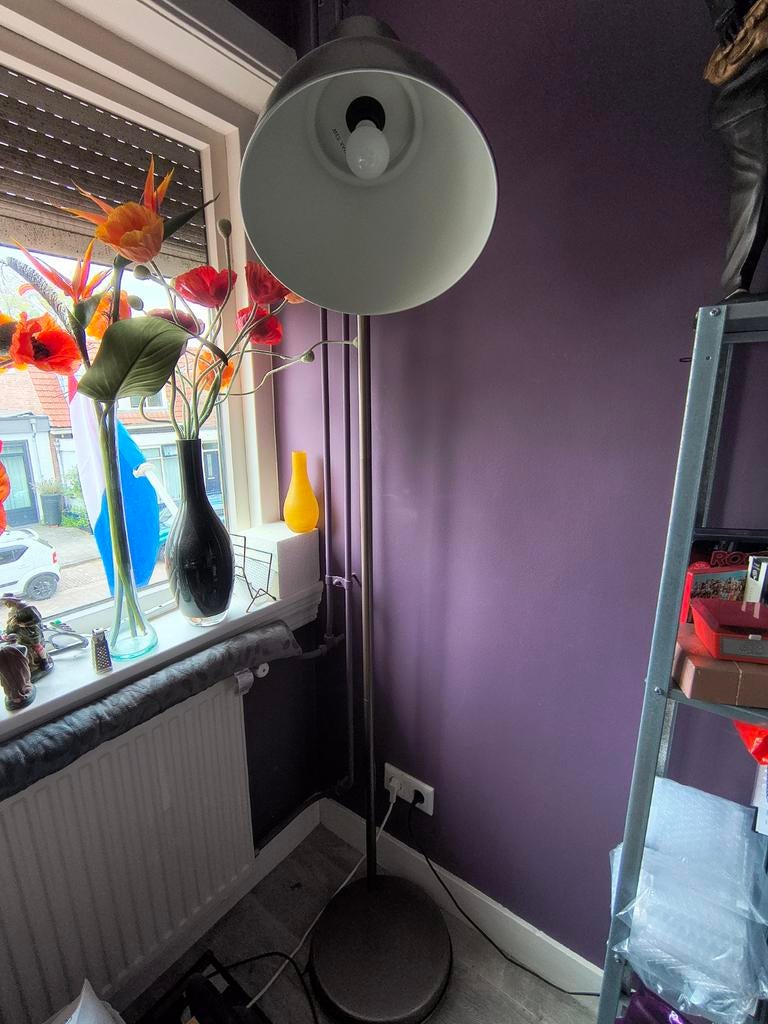 staande lamp - vloerlamp, Ophalen, Gebruikt, Metaal, Modern