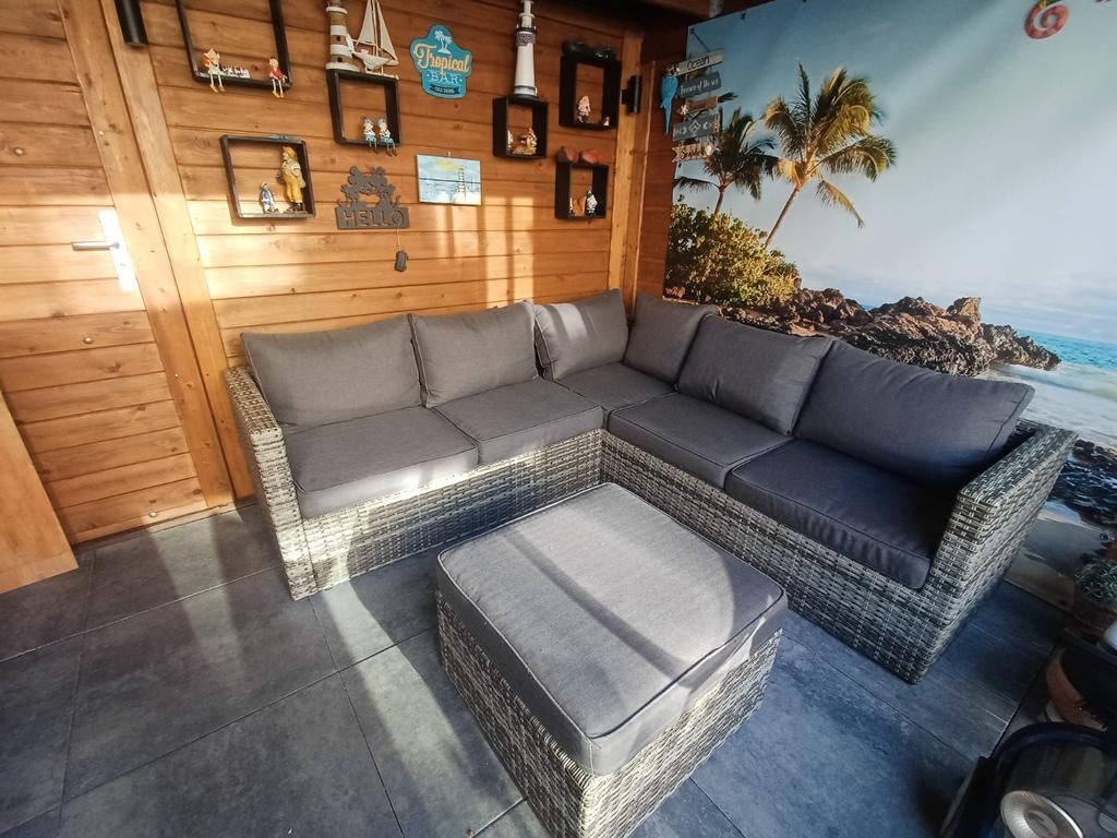 Loungeset - 2 jaar oud, altijd onder overkapping gestaan, Ophalen, Bank