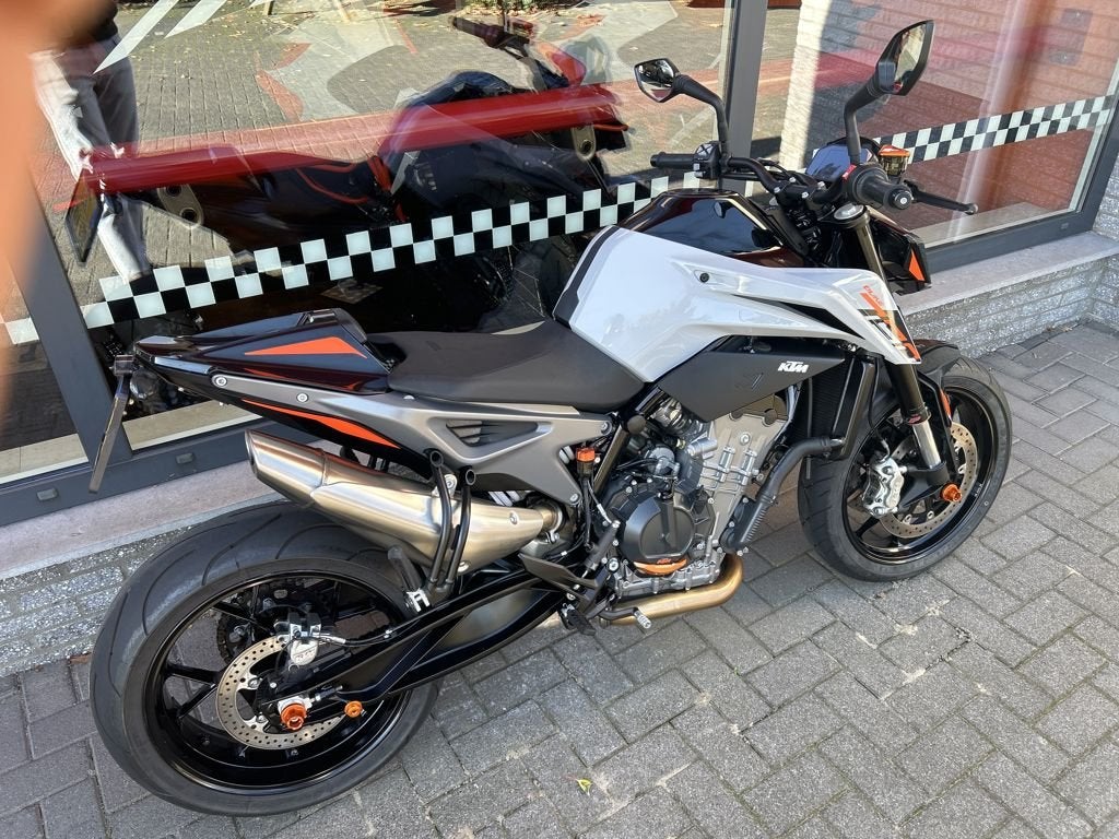 KTM 790 DUKE 2023, Motoren, Bedrijf, Naked bike