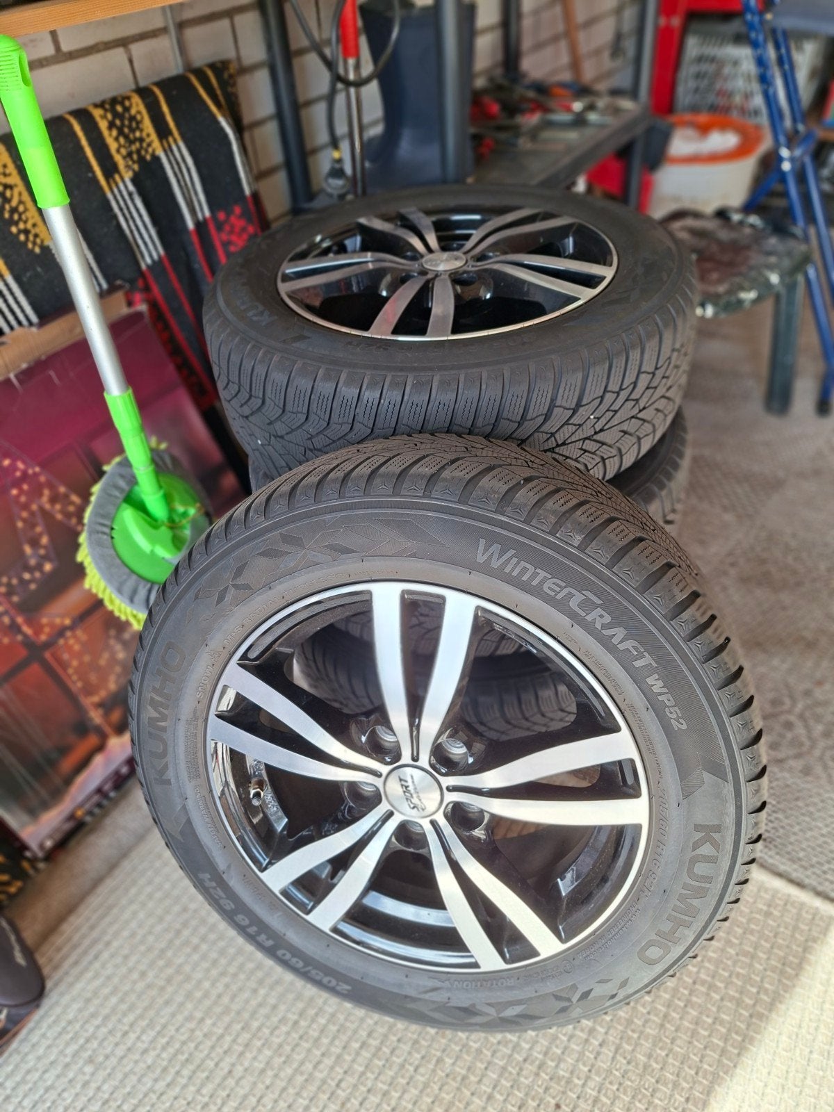 Winterbanden set met velgen voor KIA NIRO 16 inch, Ophalen