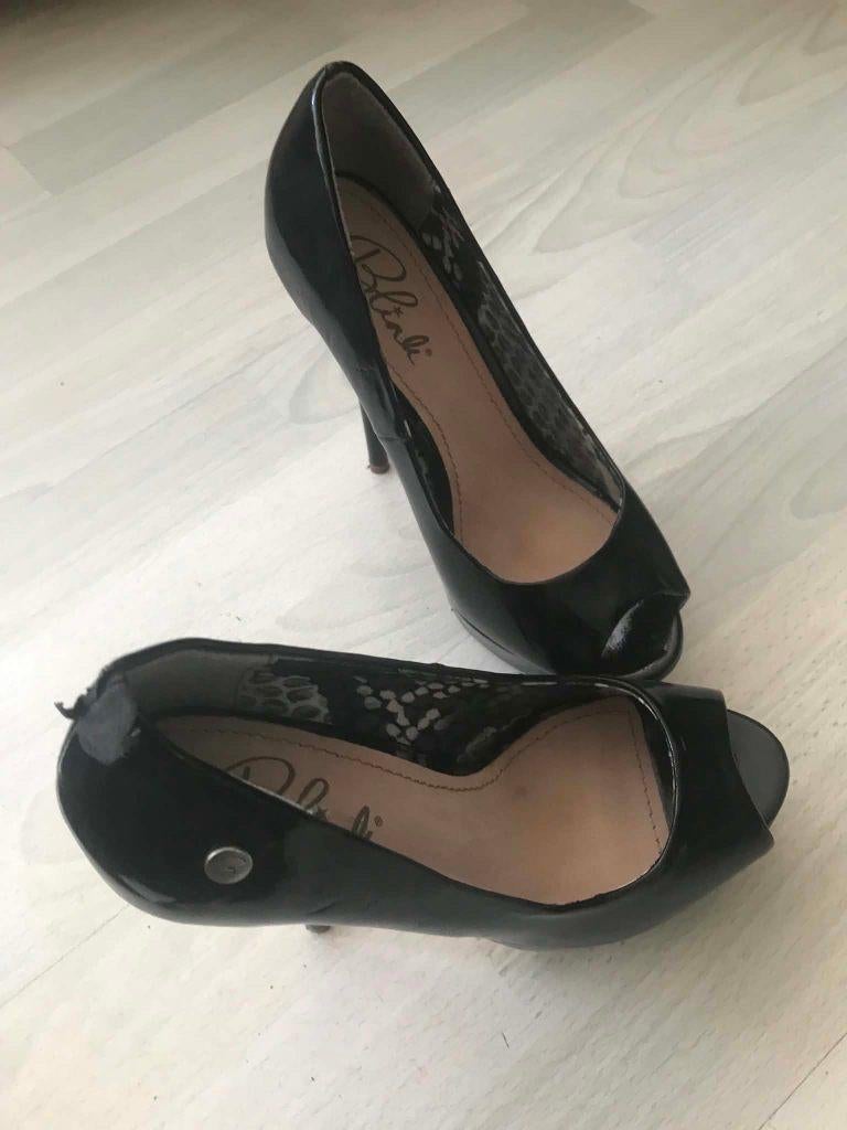 Zwarte pumps met hoge hak (T.E.A.B.!!), Ophalen of Verzenden, Gedragen, Zwart, Pumps